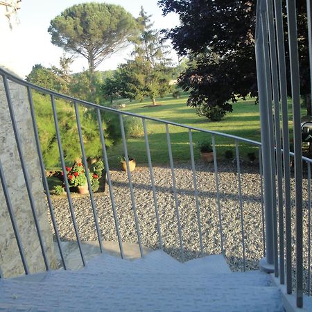 Domaine De Poudos Bed & Breakfast Auterive  Oda fotoğraf